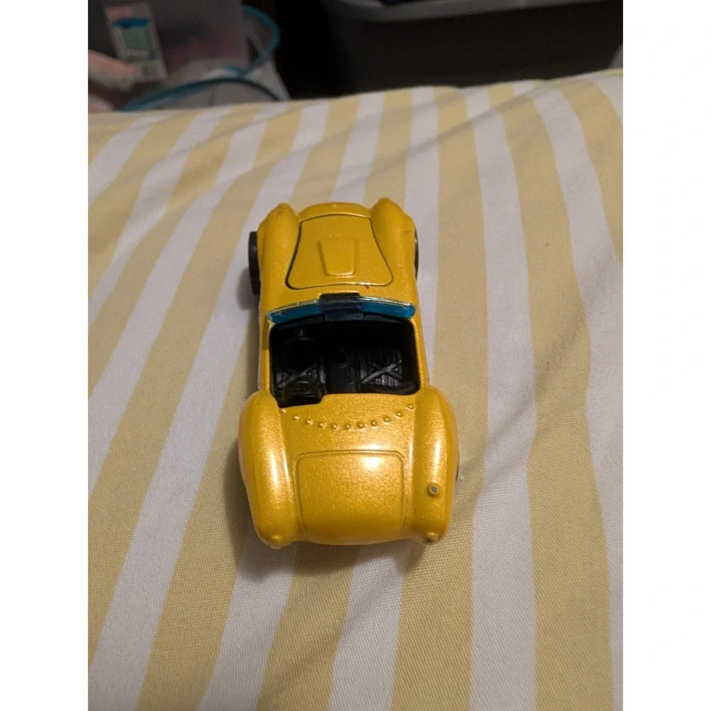 🔥 HOT WHEELS 427 FORD SHELBY HOOD OPENS 3923 YELLOW THAILAND DIECAST TOY CAR